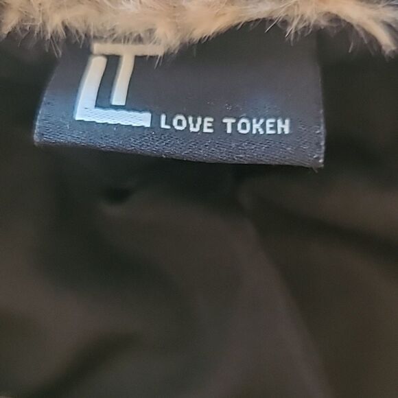 Love Token Faux Fur Round Neck Cropped Jacket Leopard Print Size S - Picture 8 of 10